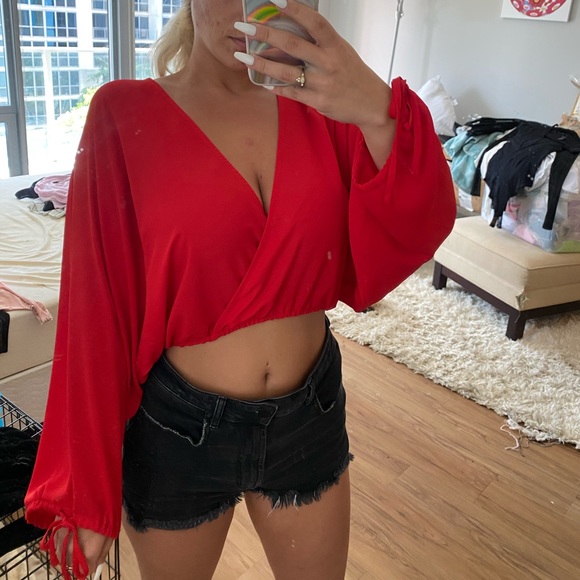 Forever 21 Tops - Forever 21 long sleeve wrap top